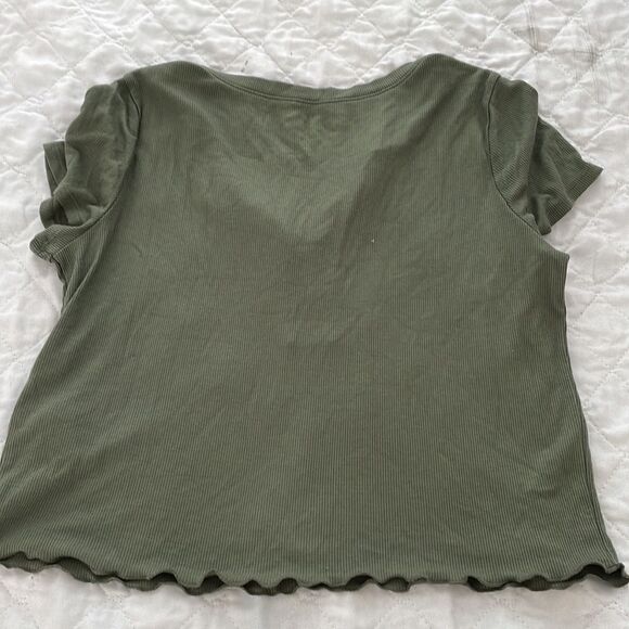 Hollister crop top hunter green mist have collection front lace up size large - Picture 7 of 7